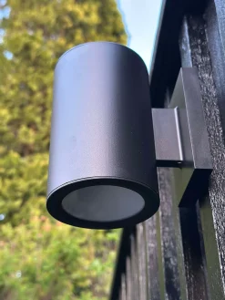 Væglampe med solceller