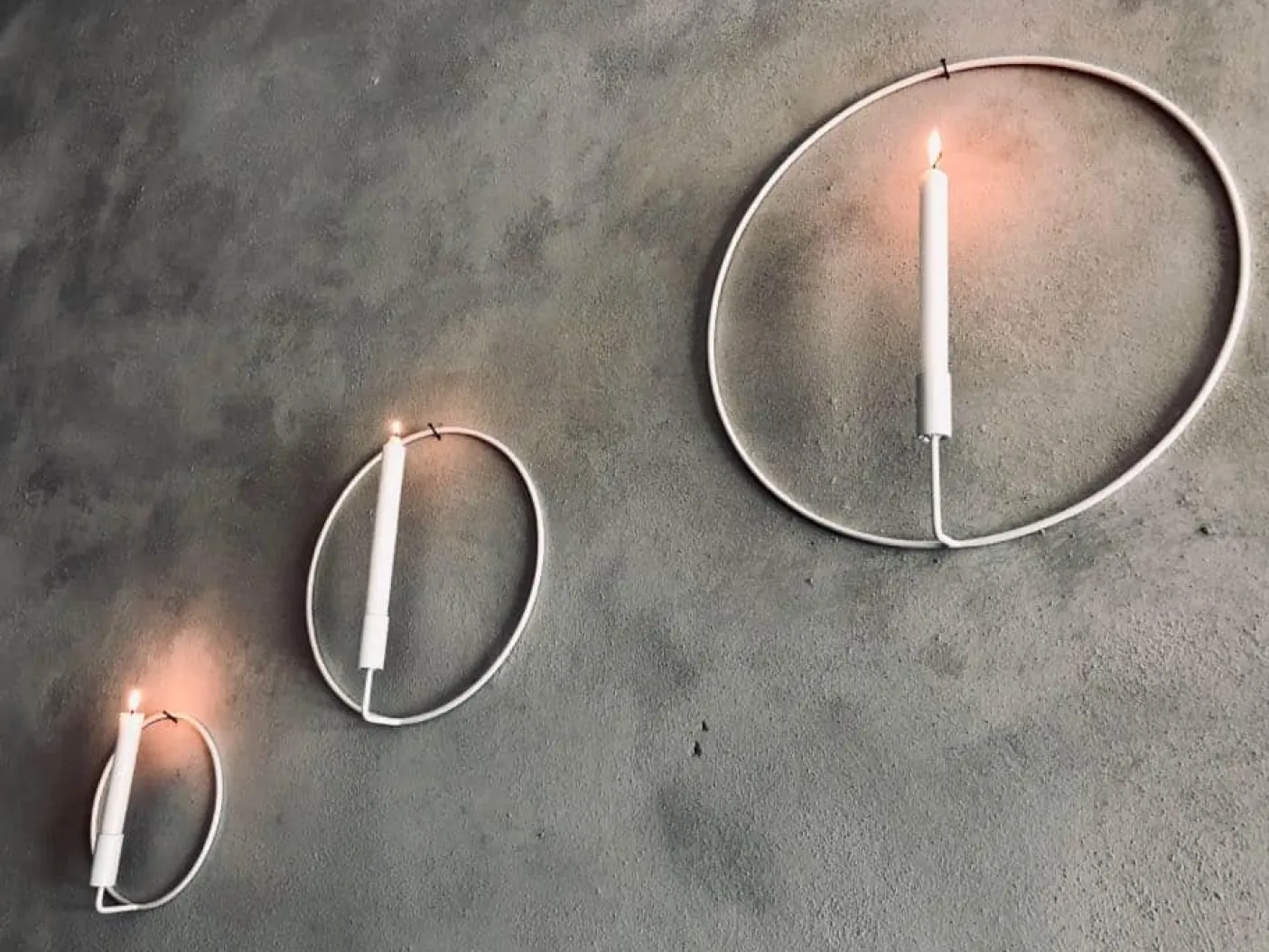 VIAMAJA Cirkel stage – Hvid – Ø 44 cm