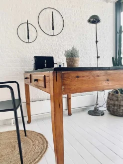 VIAMAJA Cirkel stage – Sort – Ø 30 cm