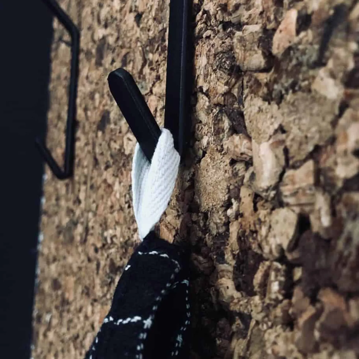 VIAMAJA Line hook - Sort 15 cm