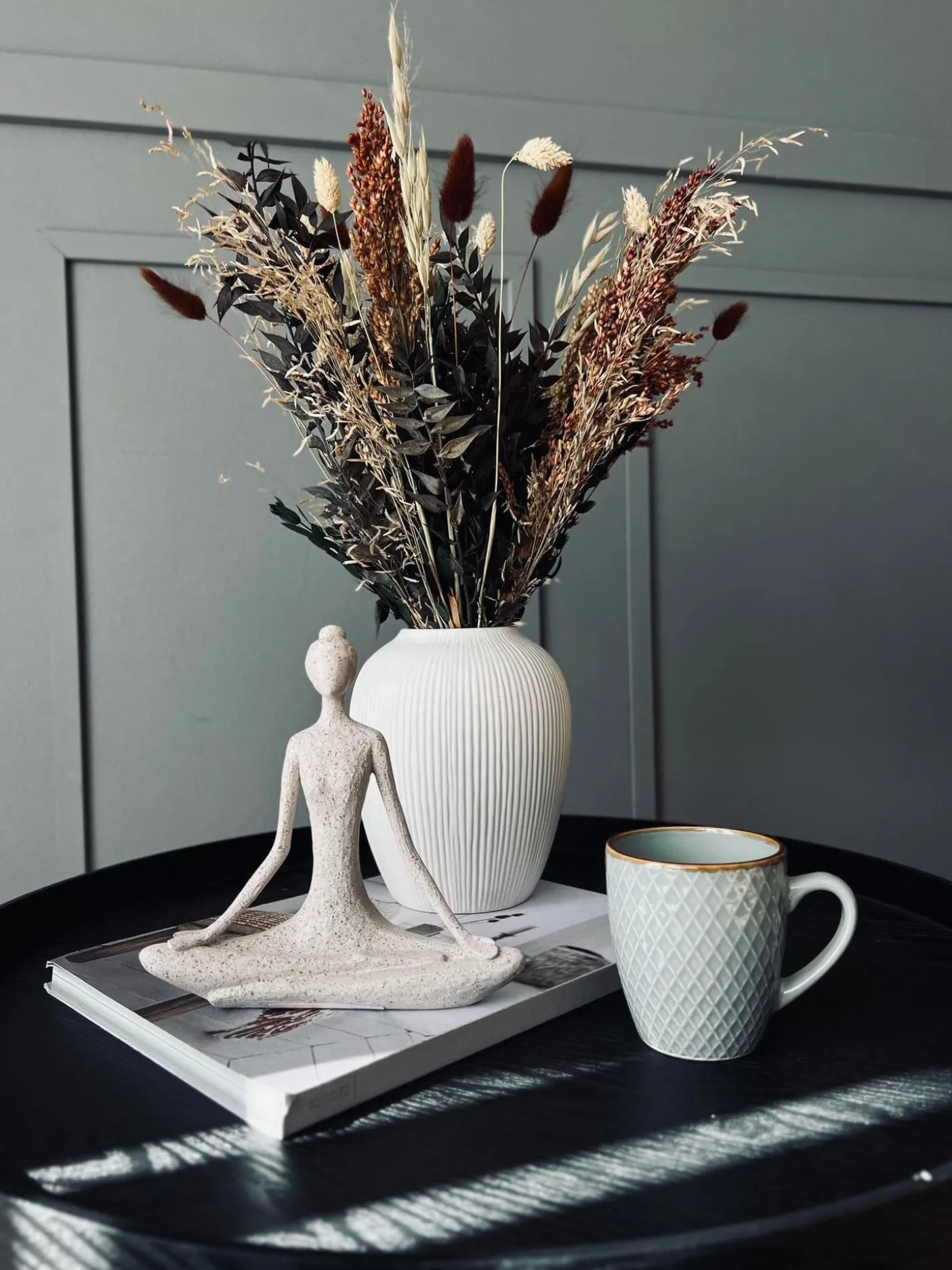 YOGA - White Lady No.4